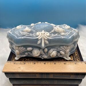 Incolay - Handcraft Genuine Light Blue Stone Box, Rose & Bows